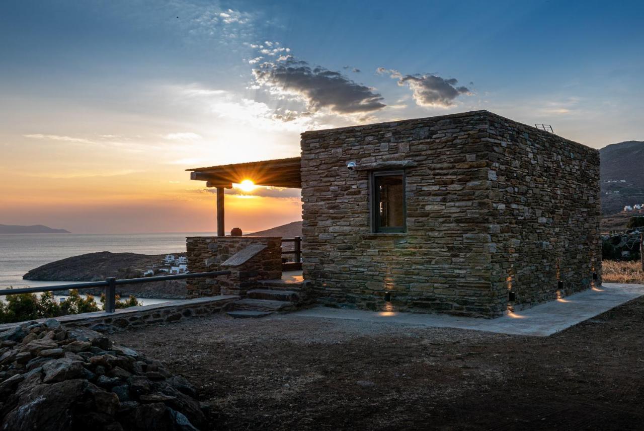 Aerino Seaside Villa Agios Romanos Exterior photo