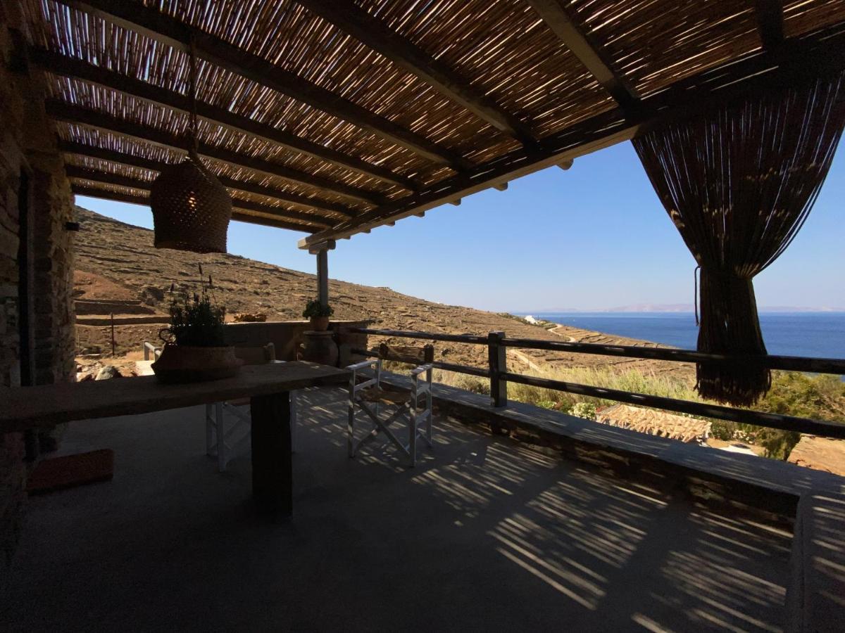 Aerino Seaside Villa Agios Romanos Exterior photo