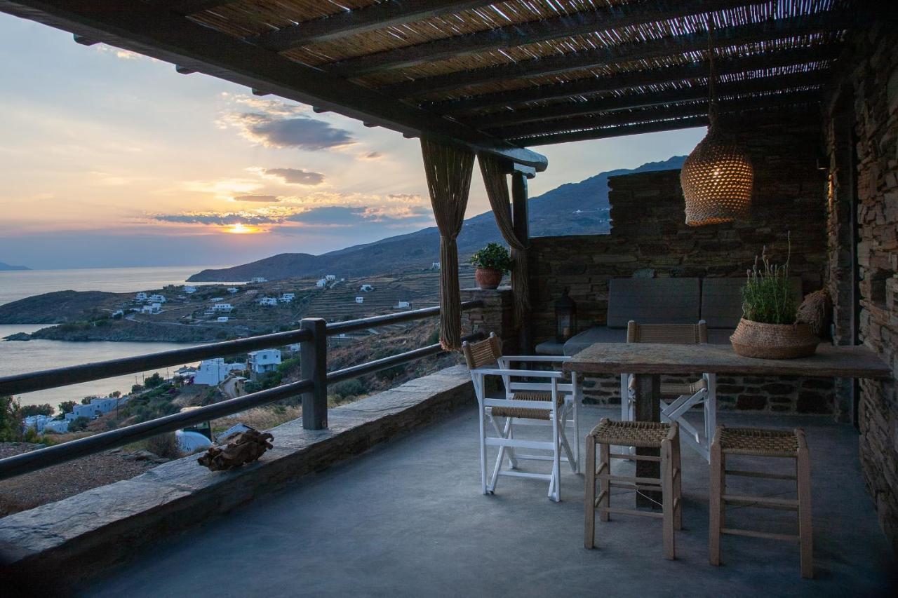 Aerino Seaside Villa Agios Romanos Exterior photo