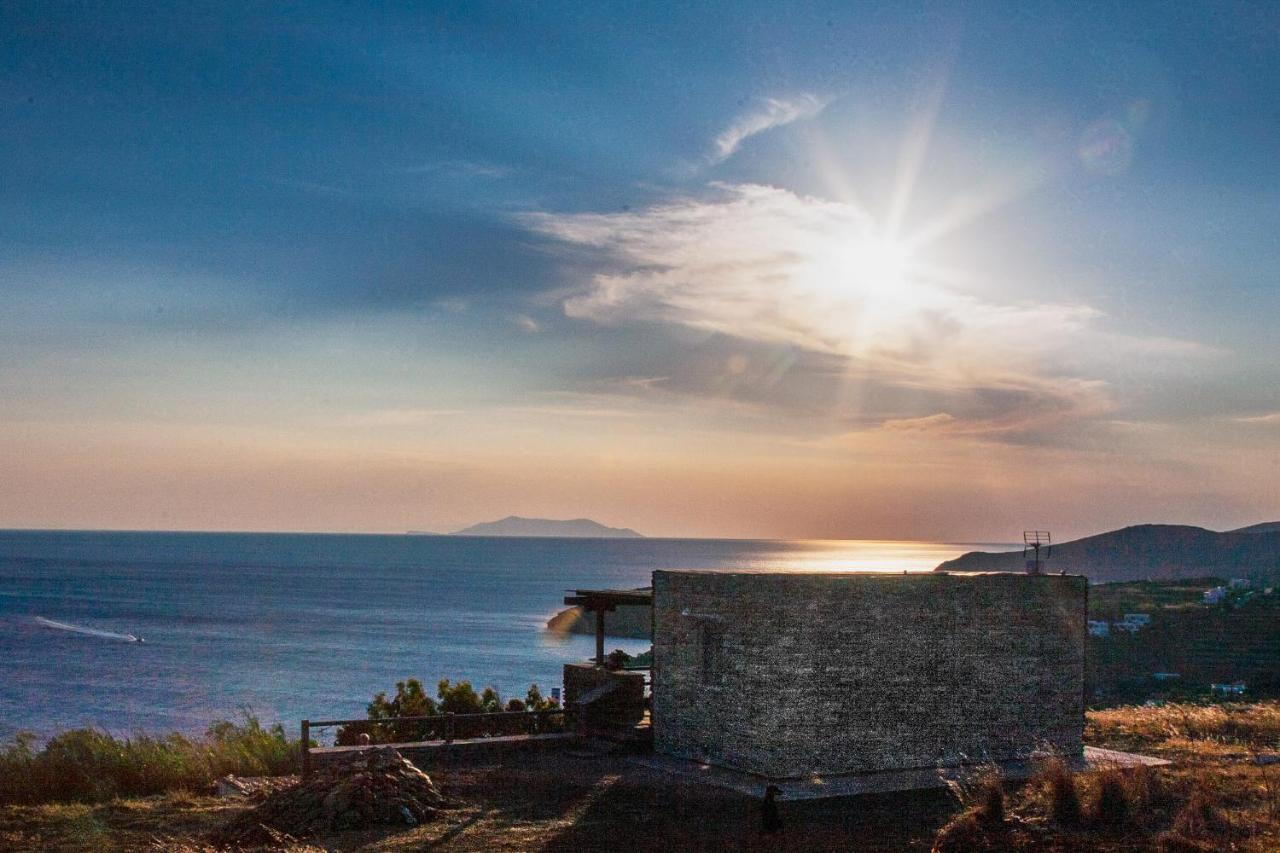 Aerino Seaside Villa Agios Romanos Exterior photo
